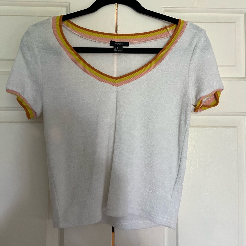 Fun Summery Cropped Tee with Yellow and Pink Collar!